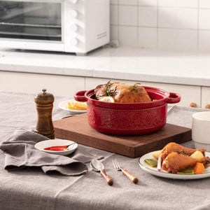Casserole Dish, 2 Quart Round Ceramic Bakeware with Cover, Lace Emboss Baking Dish for Dinner, Banquet and Party (Red)